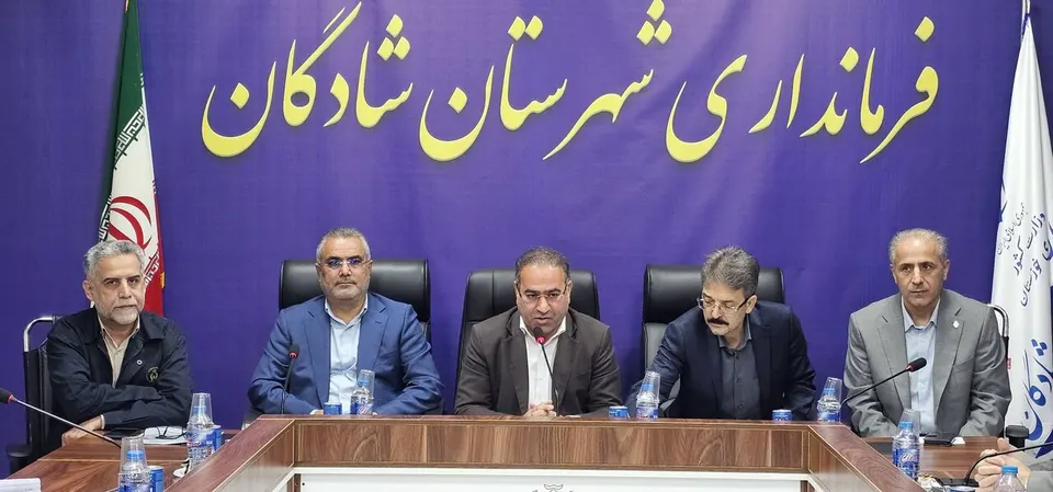 حضور مدیران ارشد استانی برای گرهگشایی از صنایع تبدیلی خرما در شادگان/ اختصاص هزار میلیارد ریال تسهیلات به کارگاههای بستهبندی