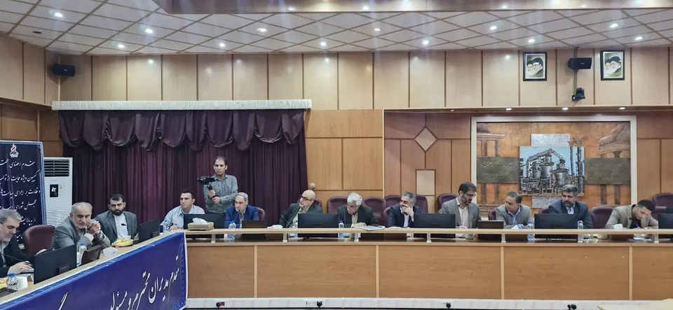 بررسی میدانی چالش‌های پالایشگاه نفت شیراز توسط نجابت