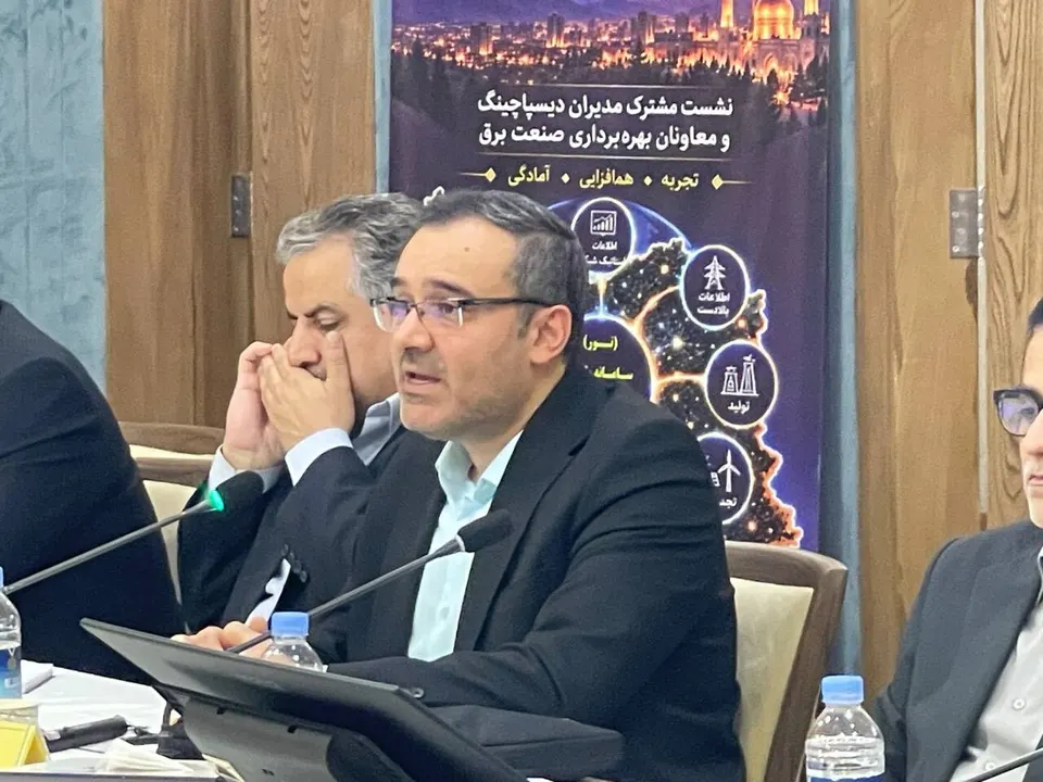 پایداری شبکه خط قرمز صنعت برق کشور است/ تأکید بر تقویت اختیارات دیسپاچینگ‌ها و آمادگی جامع برای زمستان