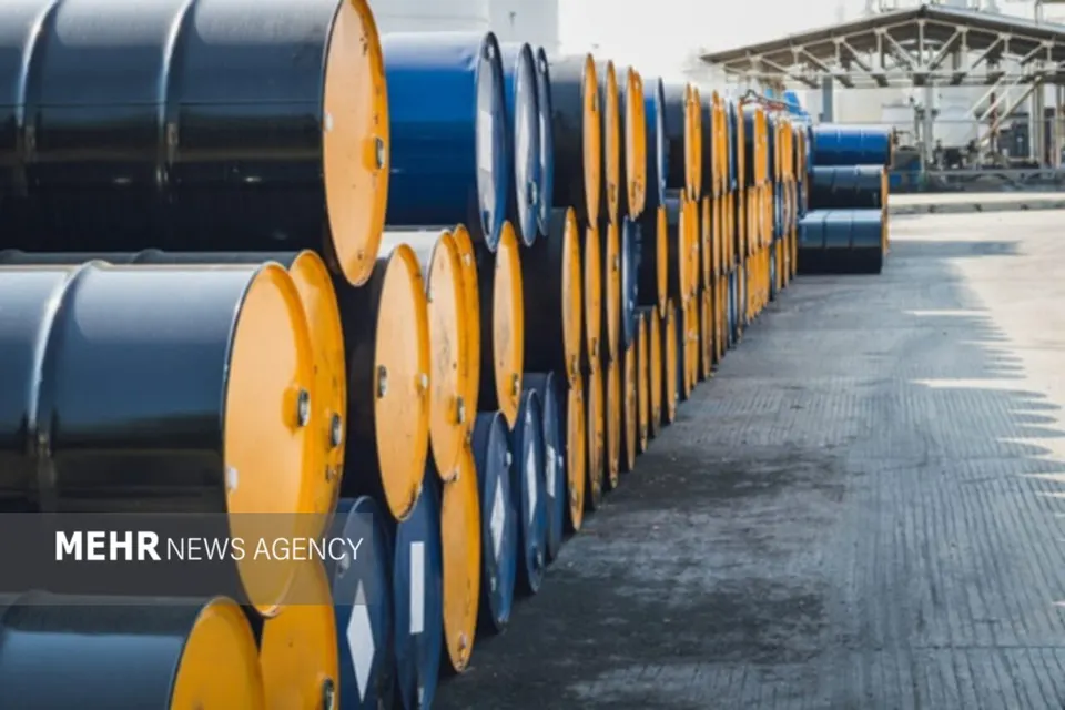 عقب‌نشینی قیمت نفت برنت و WTI در پی تحرکات دیپلماتیک غرب آسیا