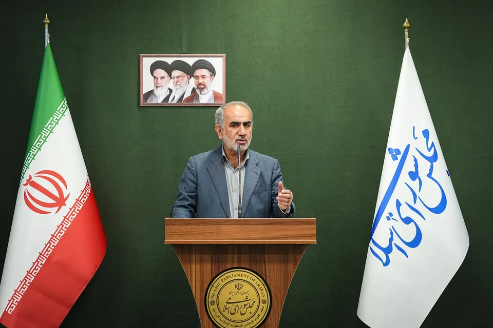 تجربه، تخصص و شناخت درون‌سازمانی؛ از نقاط قوت اخلاقی/ تقویت بنیه دفاعی، مردمی‌سازی صنایع و بهبود معیشت نیروهای مسلح در اولویت باشد