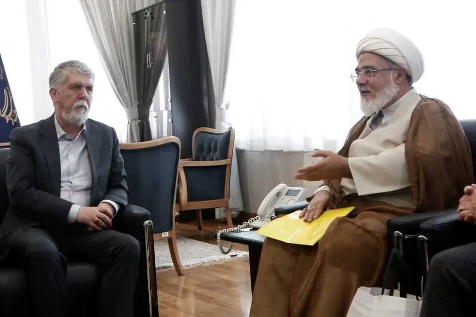 نهاوندی: بررسی قوانین و مقررات از منظر موازین اسلامی در دستور کار مرکز قرار دارد/ صالحی: تقویت مرجعیت علمی مرکز تحقیقات اسلامی مجلس در اولویت قرار گیرد