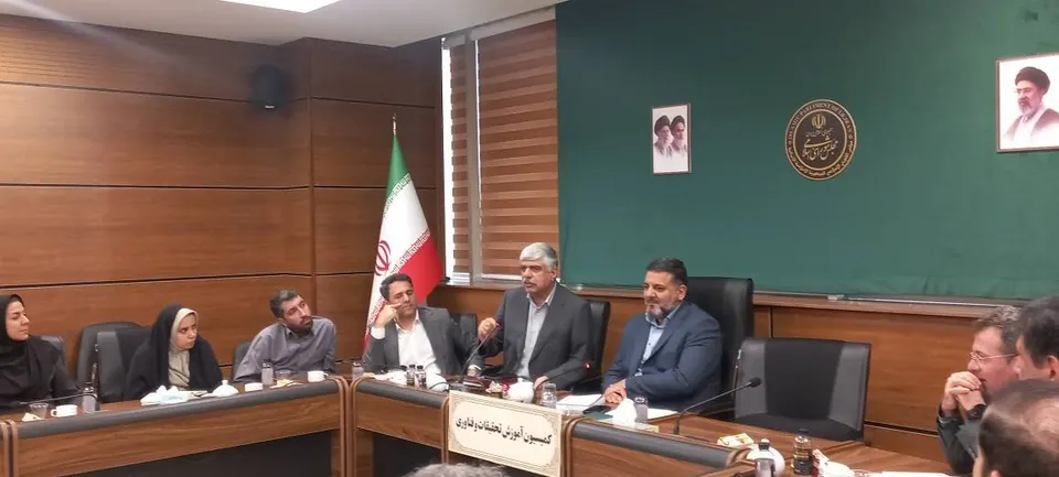 سرمایه‌گذاری صندوق‌های دانش‌بنیان متناسب با ظرفیت آن‌ها نیست/ ضرورت ورود بخش خصوصی واقعی به سهامداری صندوق‌ها/ ابطال مجوز ۵ صندوق سرمایه‌گذار شرکت‌های دانش‌بنیان