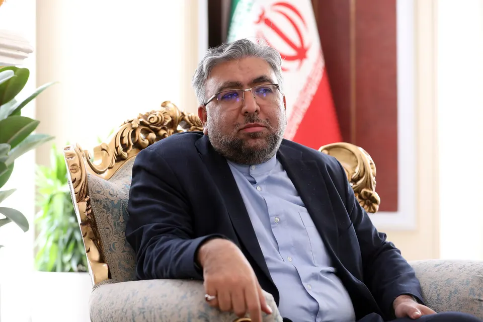 پس از تشییع تاریخی پیکر امام شهید انقلاب و موفقیت سفر دکتر قالیباف، یک جریان به دنبال جلوگیری از نزدیکی ایران و عراق است/اقدام رییس مجلس عراق خواسته یا ناخواسته بازی در زمین مخالفان وحدت امت اسلامی است