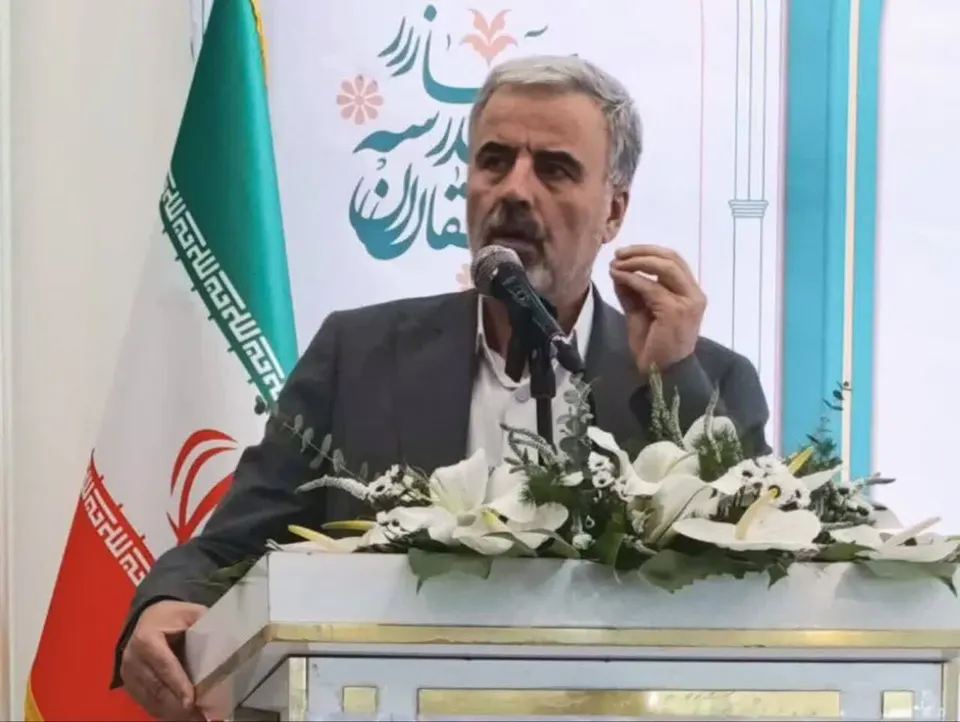 آموزش و پرورش زیربنای توسعه کشور است/ سرمایهگذاری برای آینده کشور در گرو توجه به آموزش و پرورش است